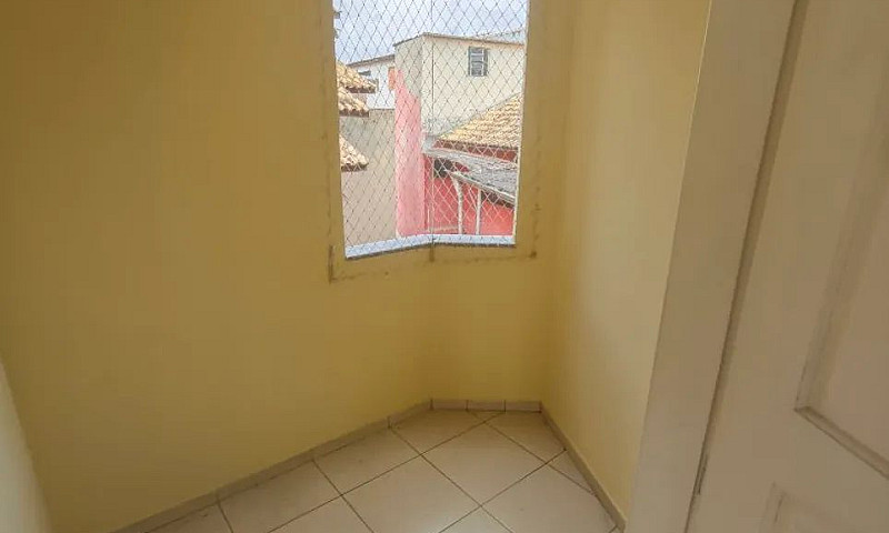 Apto 2 Quartos Sem C...
