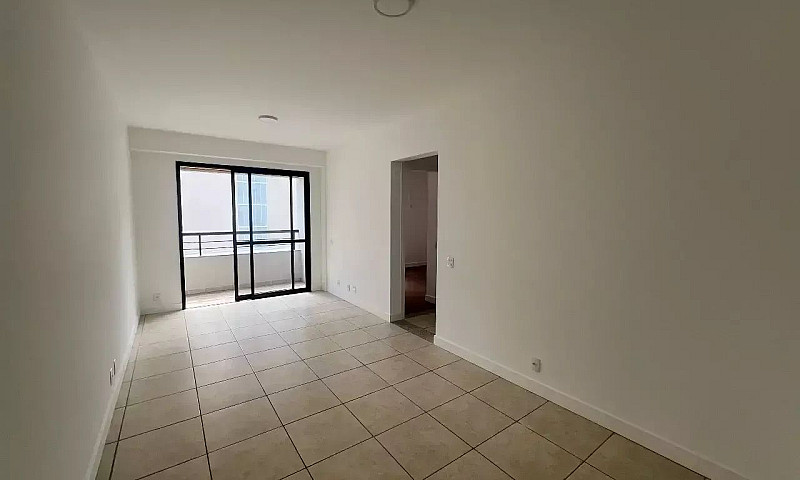 2 Quartos Sendo 1 Su...