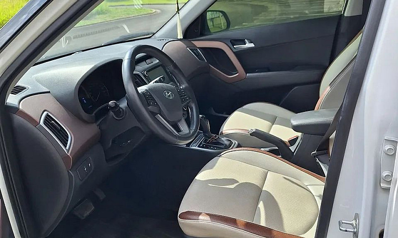 Hyundai Creta Presti...