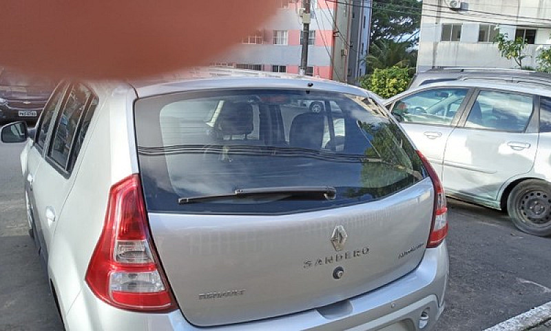 Sandero...