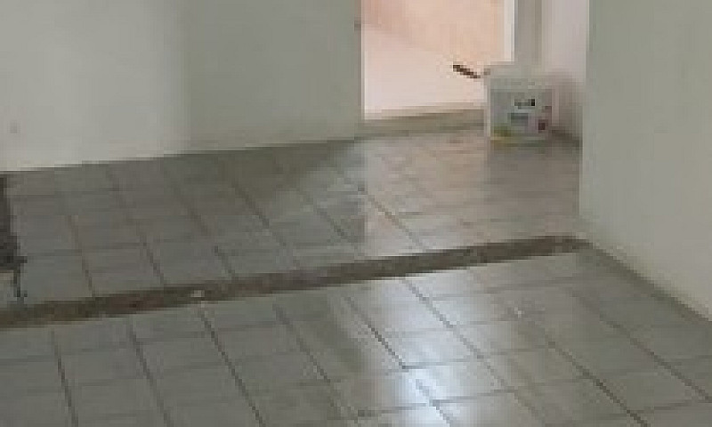Alugo Casa Próximo A...