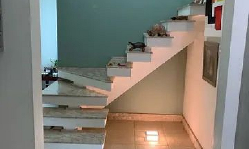 Casa 5Q. Cond Fechad...
