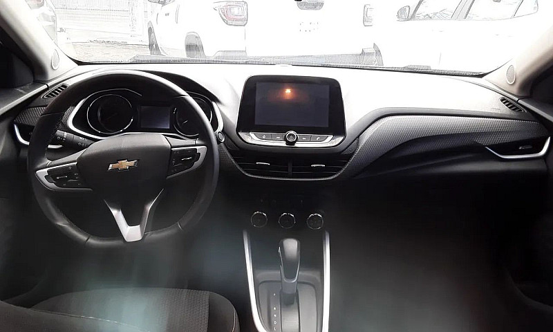 Chevrolet Onix Hatch...