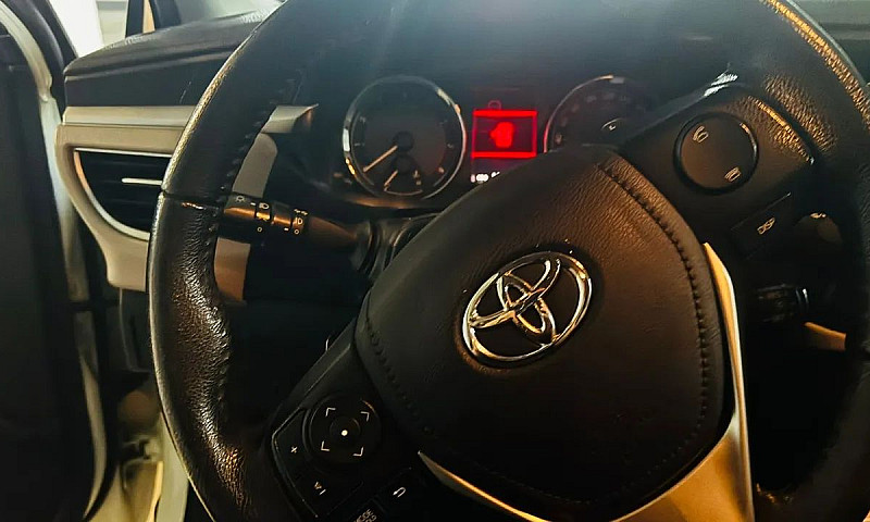 Toyota Corolla Xei 2...