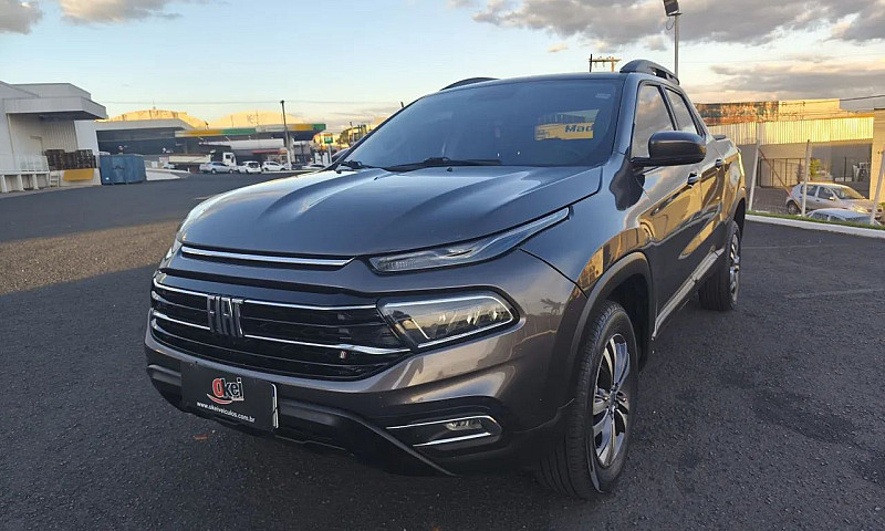 Fiat Toro Freedom 1....