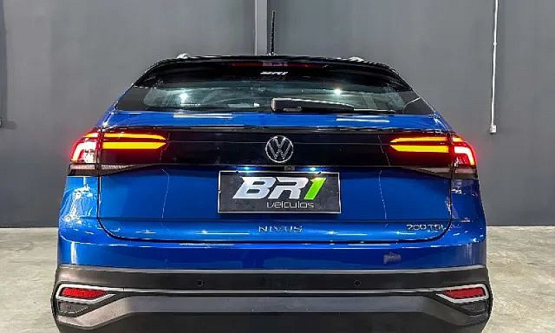 Volkswagen Nivus Hig...