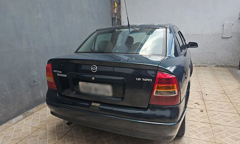Chevrolet Astra Gl M...