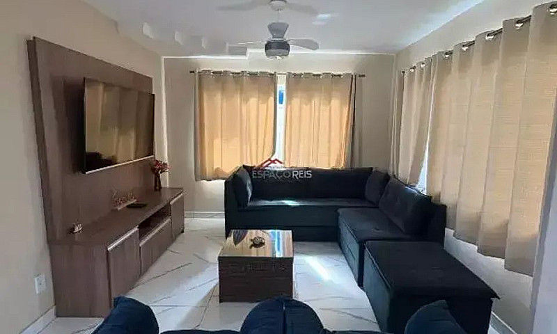 Casa À Venda Com 4 S...
