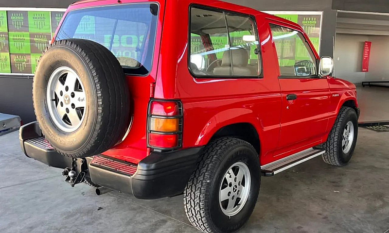 Mitsubishi Pajero Gl...