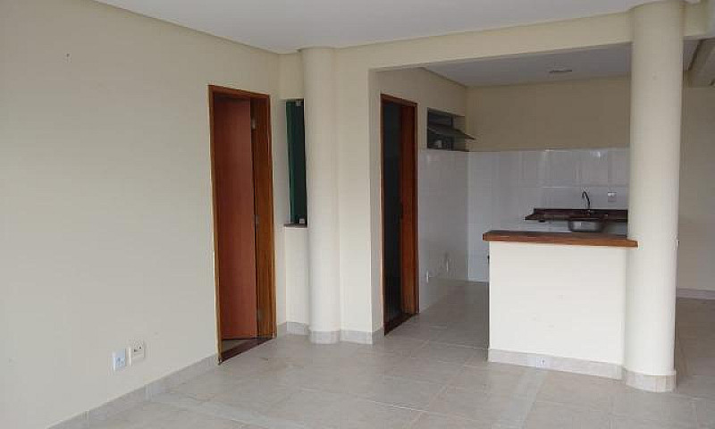 Linda Casa Condomíni...