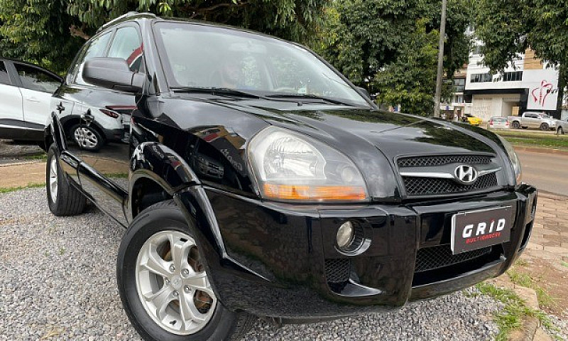 Hyundai Tucson Gl 2....