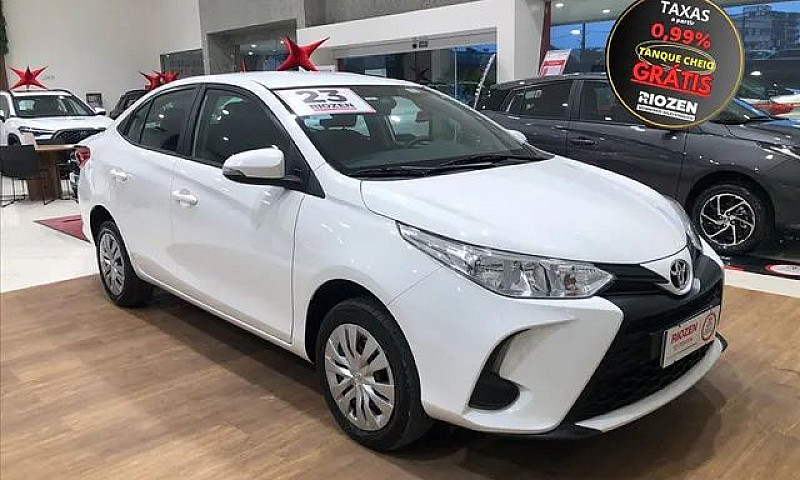 Toyota Yaris 1.5 16V...