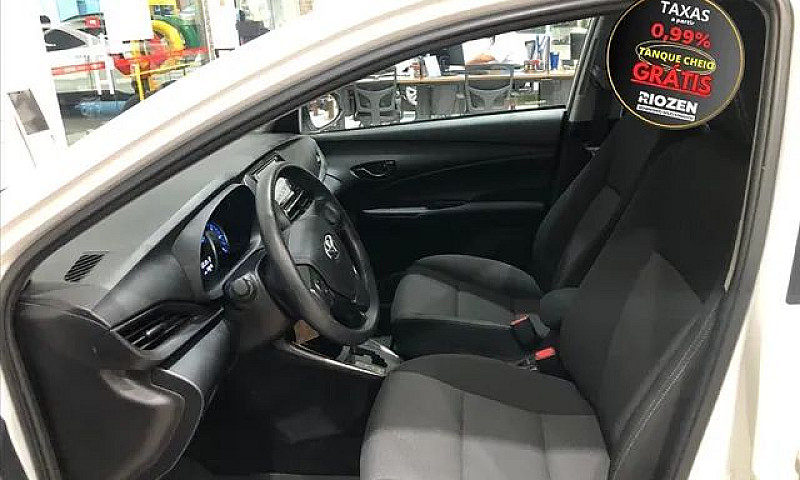 Toyota Yaris 1.5 16V...