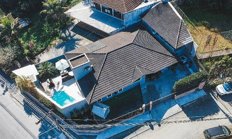 Linda Casa Plana Com...