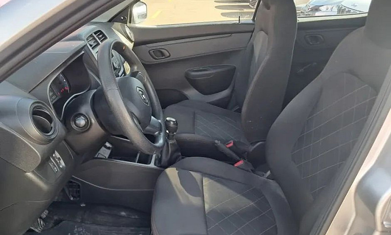 Renault Kwid Zen 1.0...