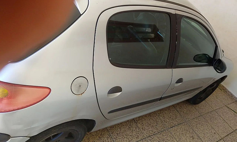 Peugeot 206 Selectio...