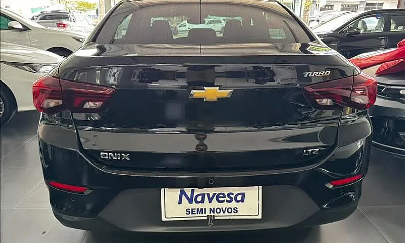 Chevrolet Onix Plus ...