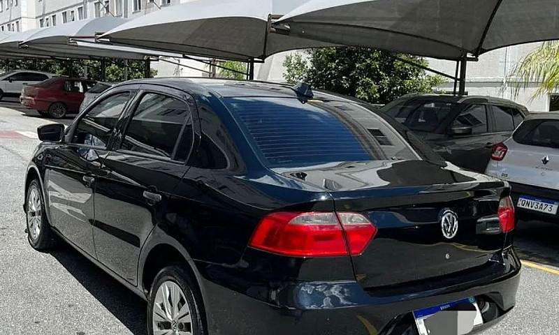 Volkswagen Voyage 1....