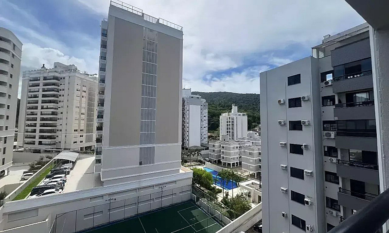 2 Quartos Sendo 1 Su...