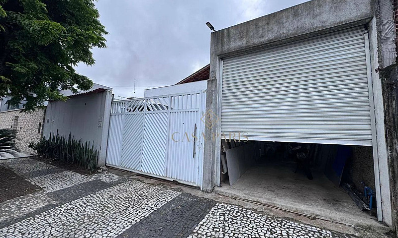 Casa Com 4 Dormitóri...