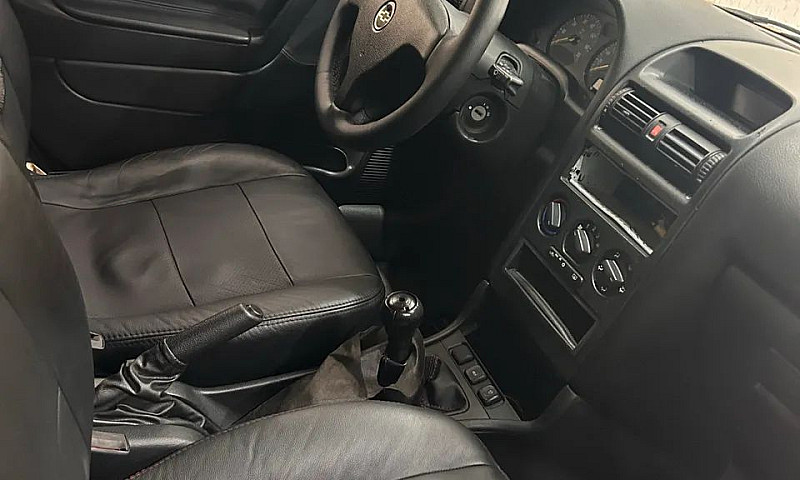 Chevrolet Astra Adva...