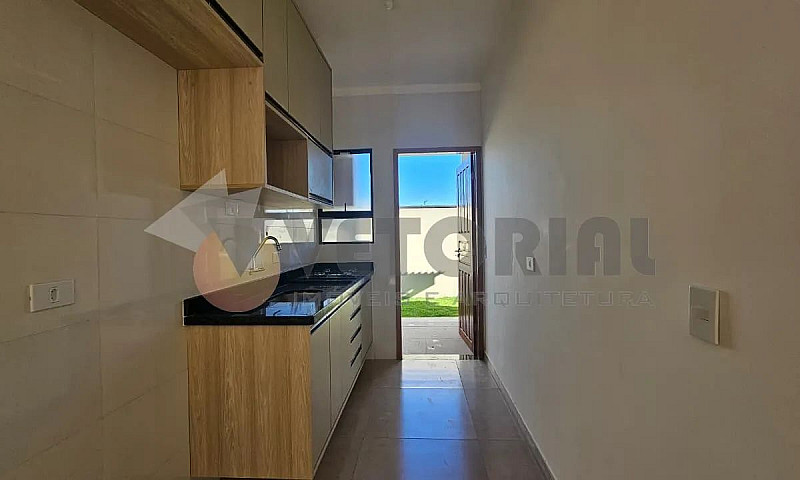 Casa Com 2 Dormitóri...