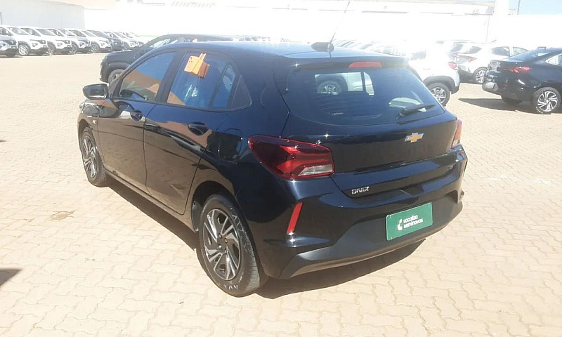Chevrolet Onix Hatch...
