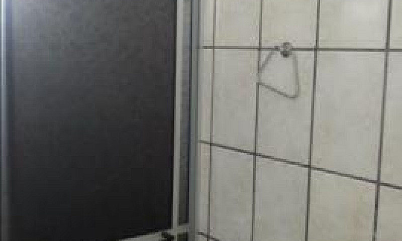 Casa Com 2 Dormitóri...
