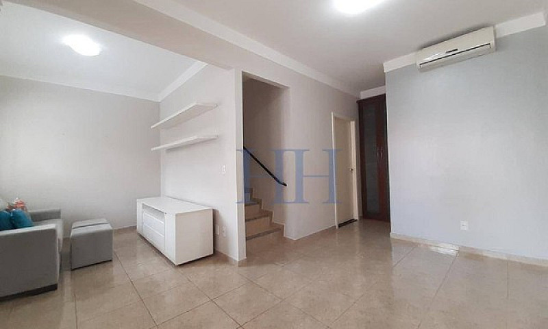 Casa Com 3 Dormitóri...