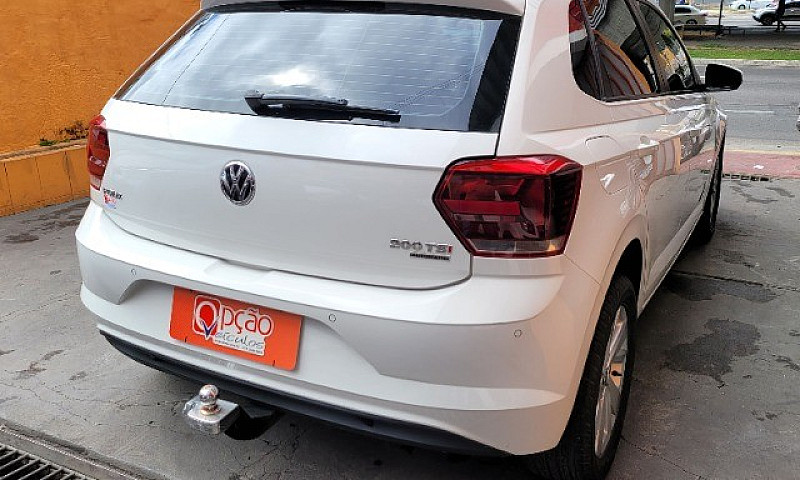 Polo 1.0 Tsi Confort...