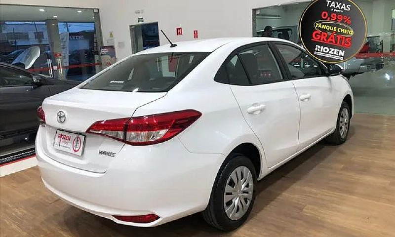 Toyota Yaris 1.5 16V...