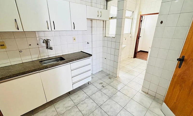 Apartamento De 03 Qu...