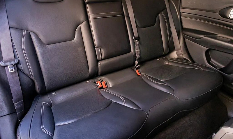 Jeep Compass Long. T...