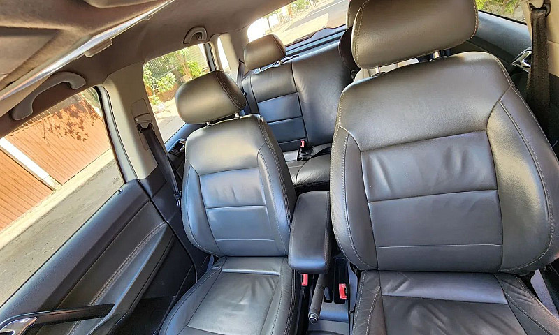 Volkswagen Polo 1.6 ...