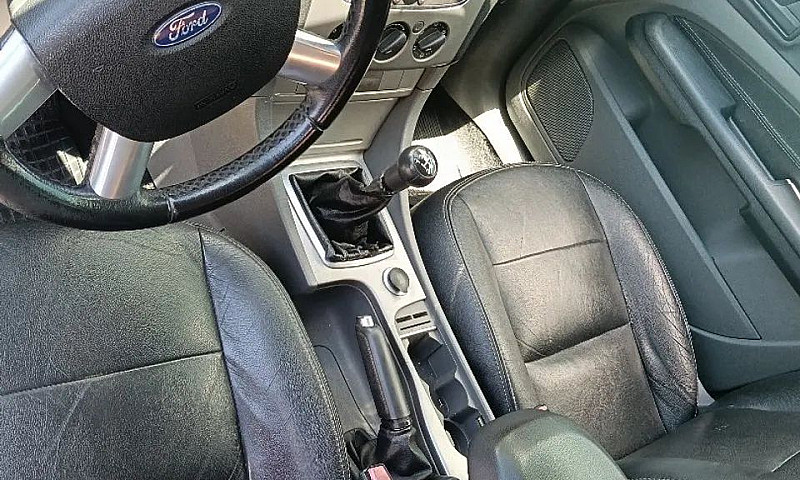Ford Focus 1.6 S/Se/...
