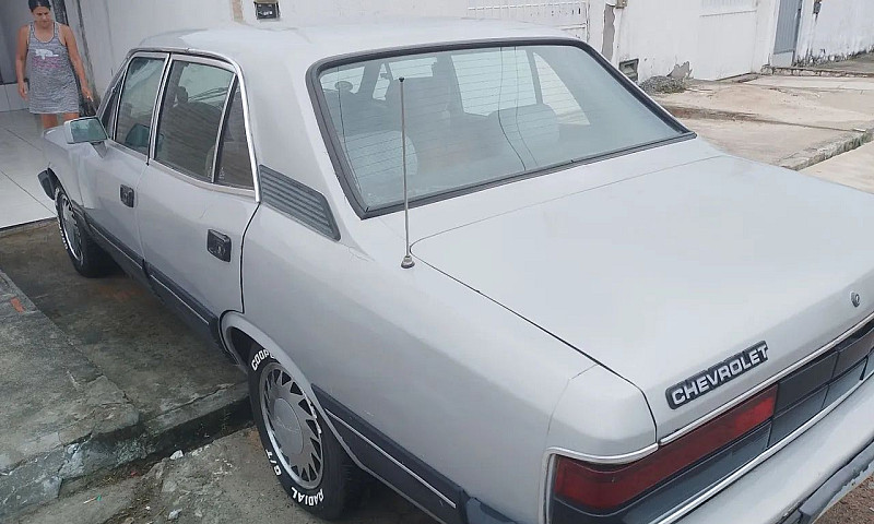 Chevrolet Opala Como...