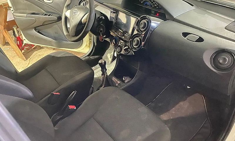 Toyota Etios X Sedan...