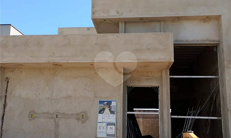 Casa À Venda Com 3 Q...