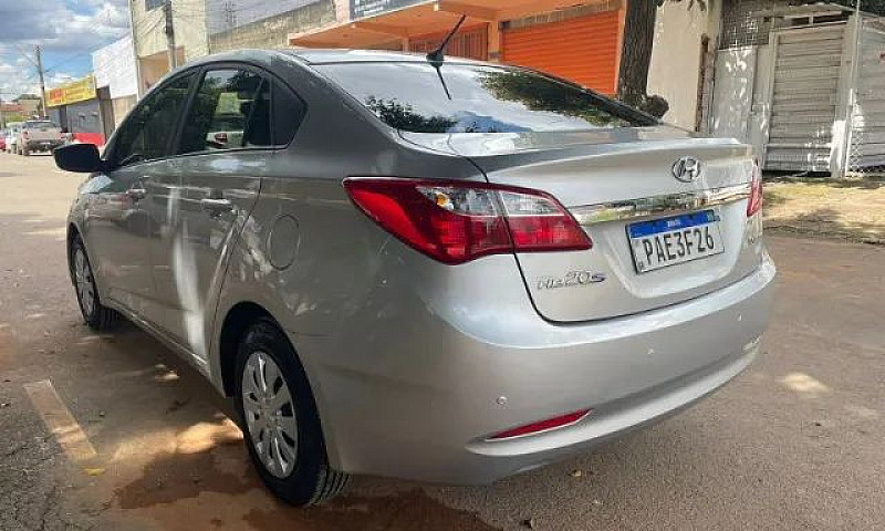 Hyundai Hb20S C.plus...