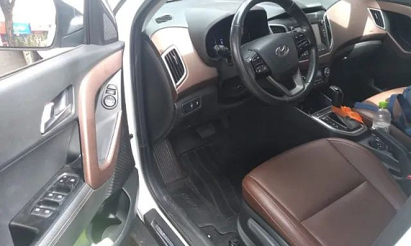 Hyundai Creta Presti...