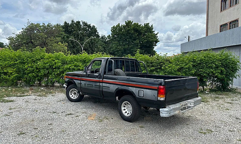 Ford F-1000 S. S. Di...