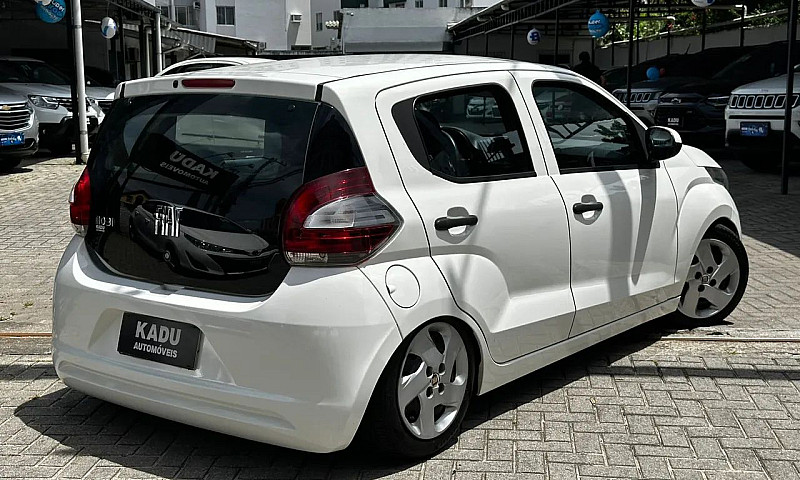 Fiat Mobi Easy On 1....