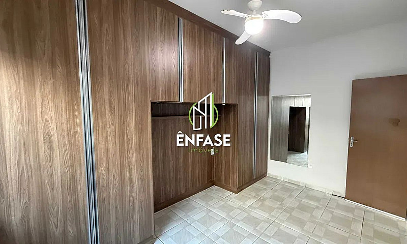 Casa Com 2 Quartos E...