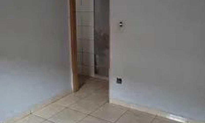 Casa Em Rocha Mirand...