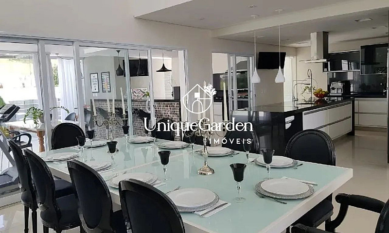 Luxuosa Casa Em Cond...