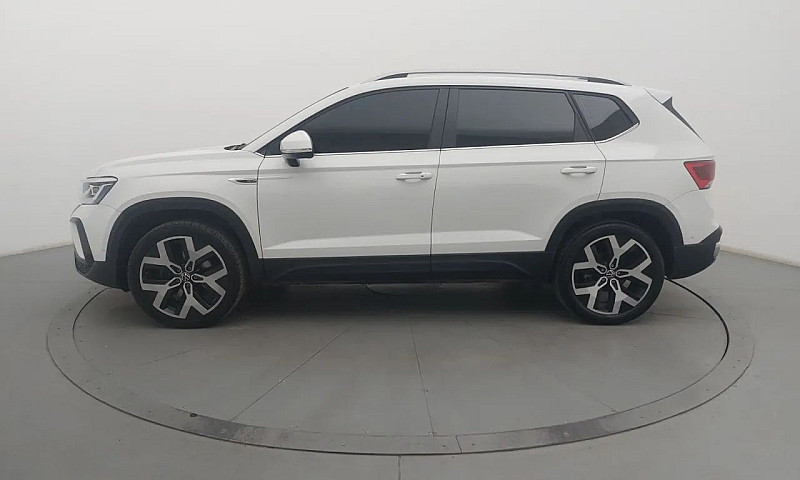 Volkswagen Taos High...