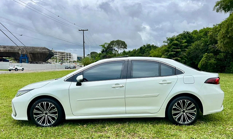 Toyota Corolla Altis...