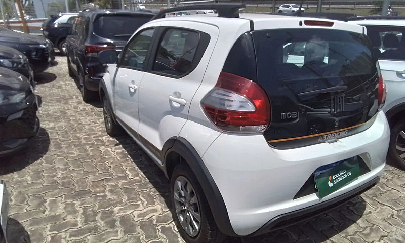 Fiat Mobi Trekking 1...