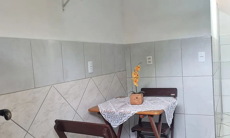 Kitinet Mobiliada Em...