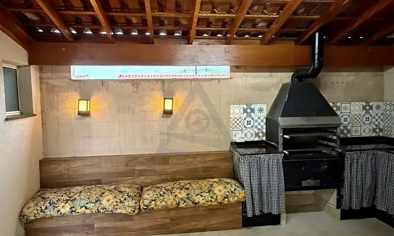 Casa Em Condomínio C...